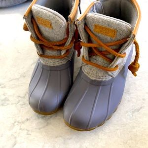 Sperry toddle boots size 10 - girls but color is unisex